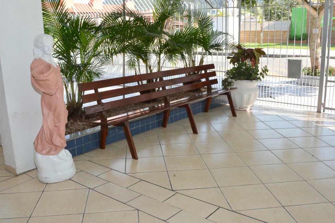 Aparthotel Residencial Baleia Franca Governador Celso Ramos Exterior foto